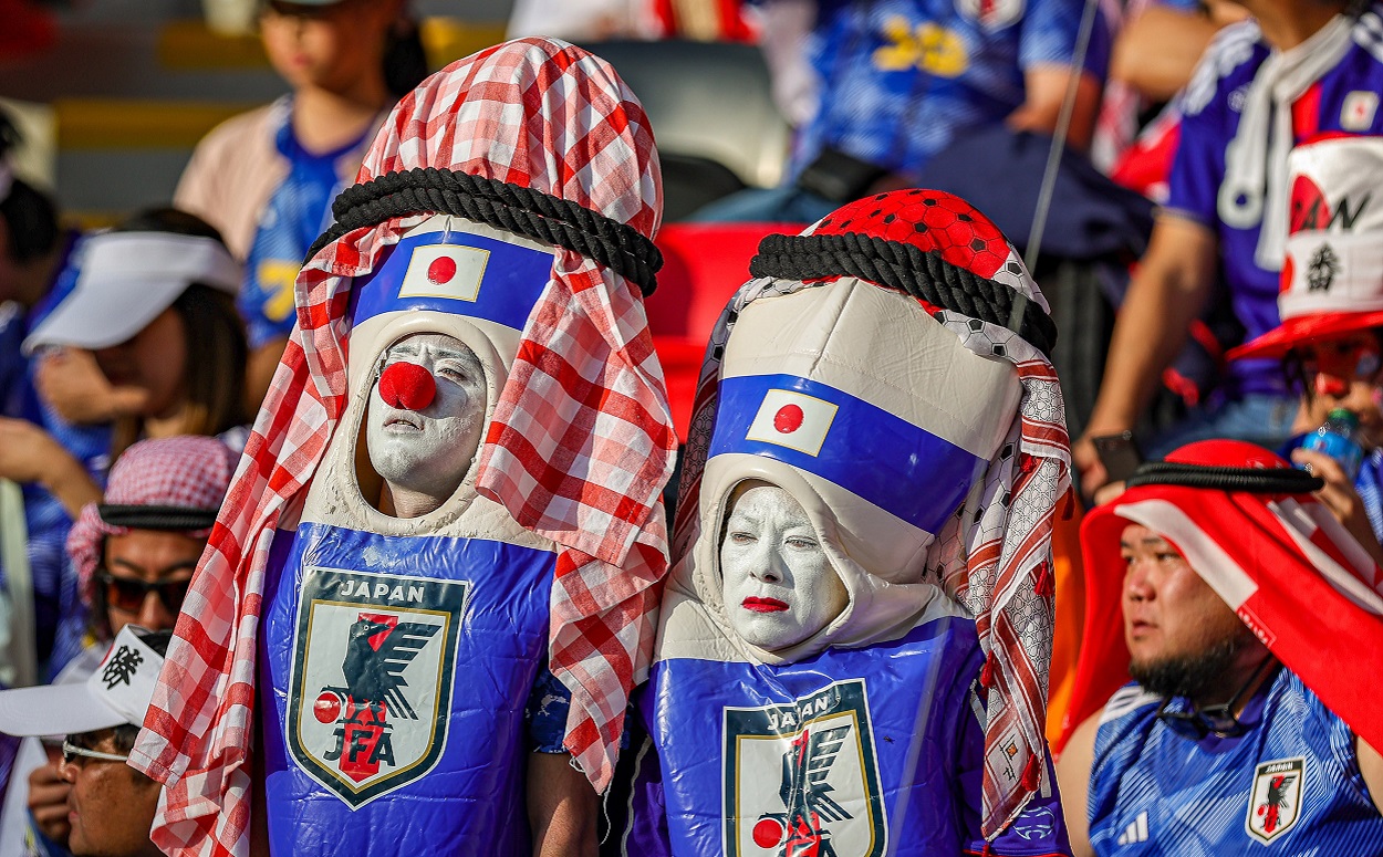 Aficionados japoneses en el Mundial de Qatar 2022. EP