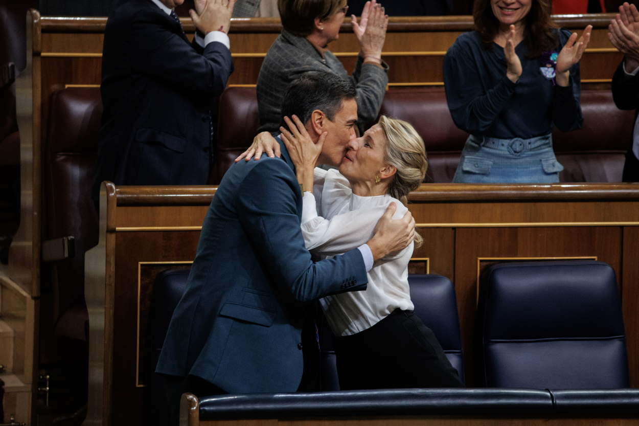 El presidente del Gobierno, Pedro Sánchez, y la vicepresidenta segunda y ministra de Trabajo y Economía Social, Yolanda Díaz. EP