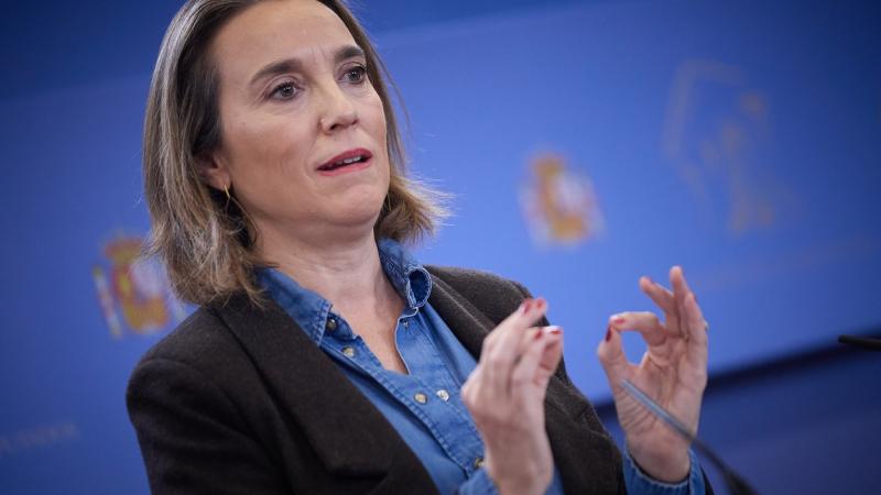 La portavoz en el Congreso y secretaria general del PP, Cuca Gamarra, en una rueda de prensa. EP
