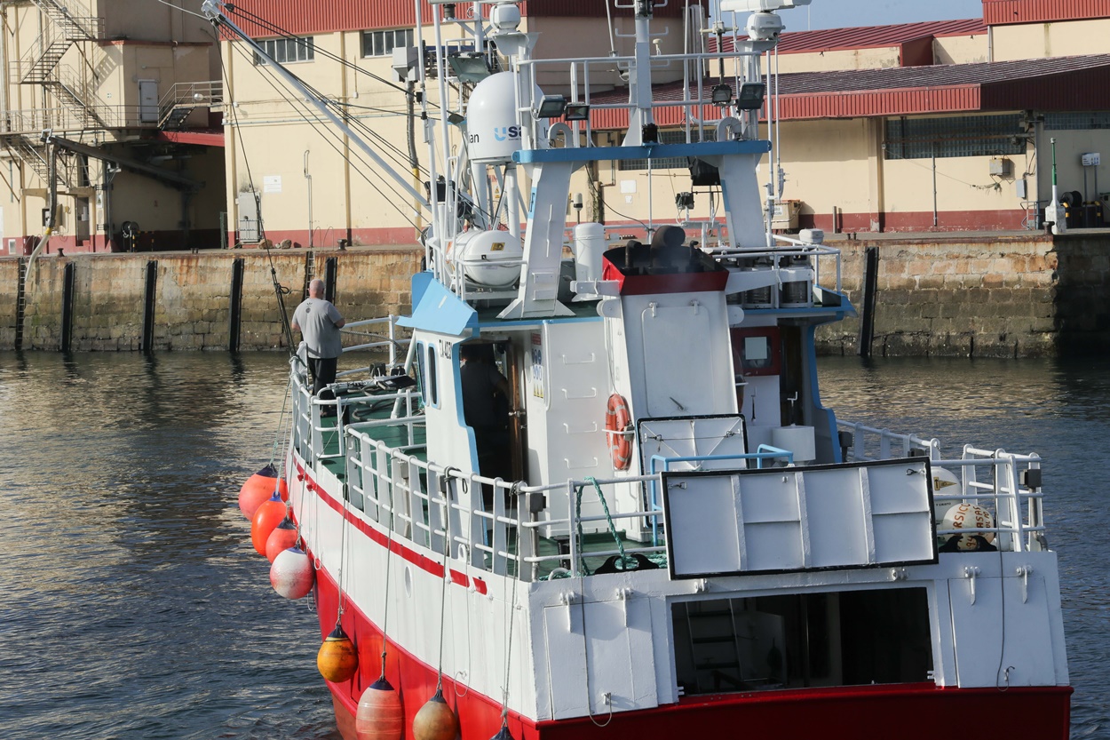 Imagen de un barco en el puerto de Burela (Foto: Europa Press / Archivo).