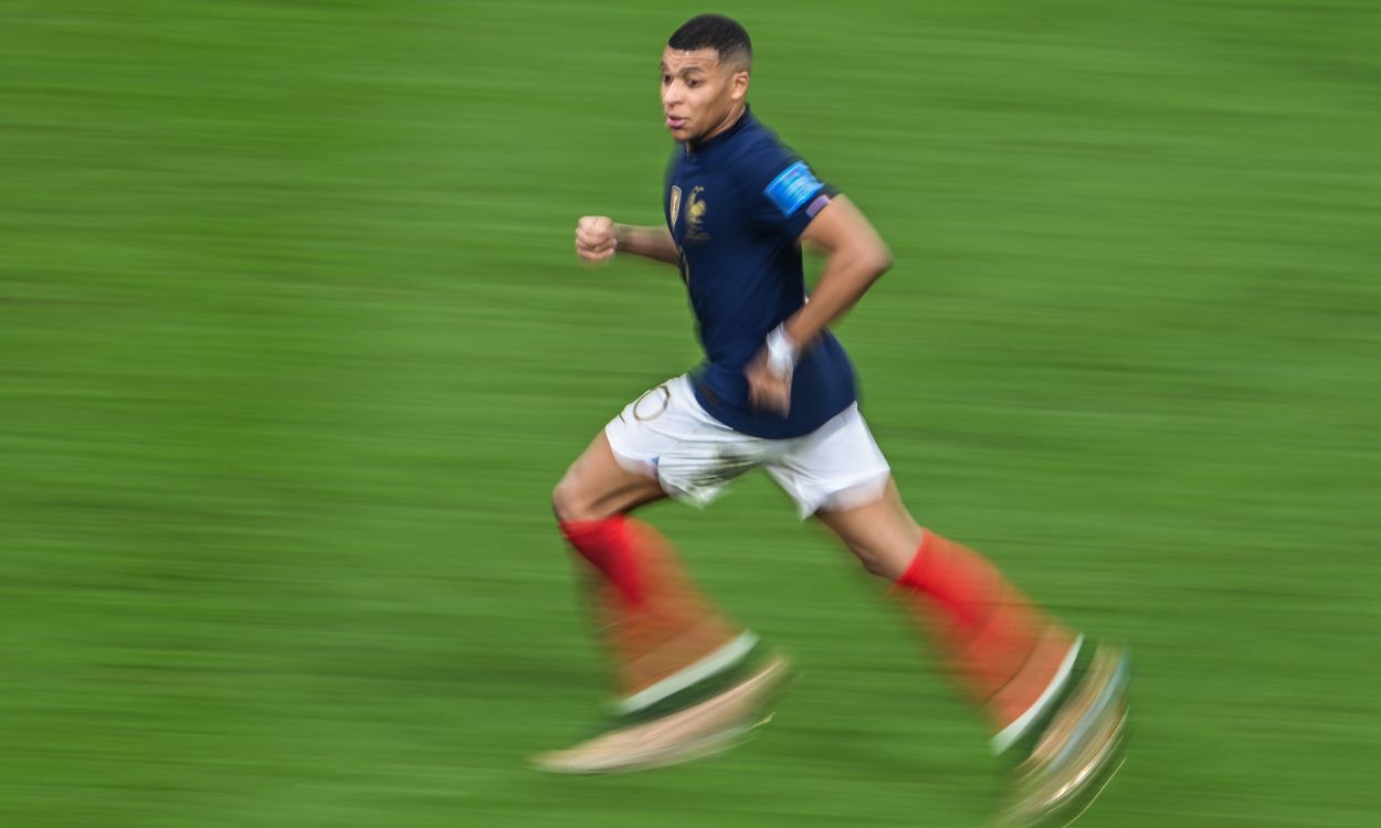 El futbolista de la selección francesa Kyliann Mbappé