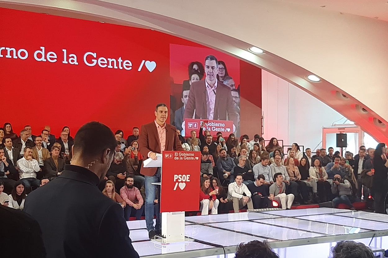 Pedro Sánchez interviene en un acto del PSOE en Valencia. Juan Luis Valenzuela / ElPlural