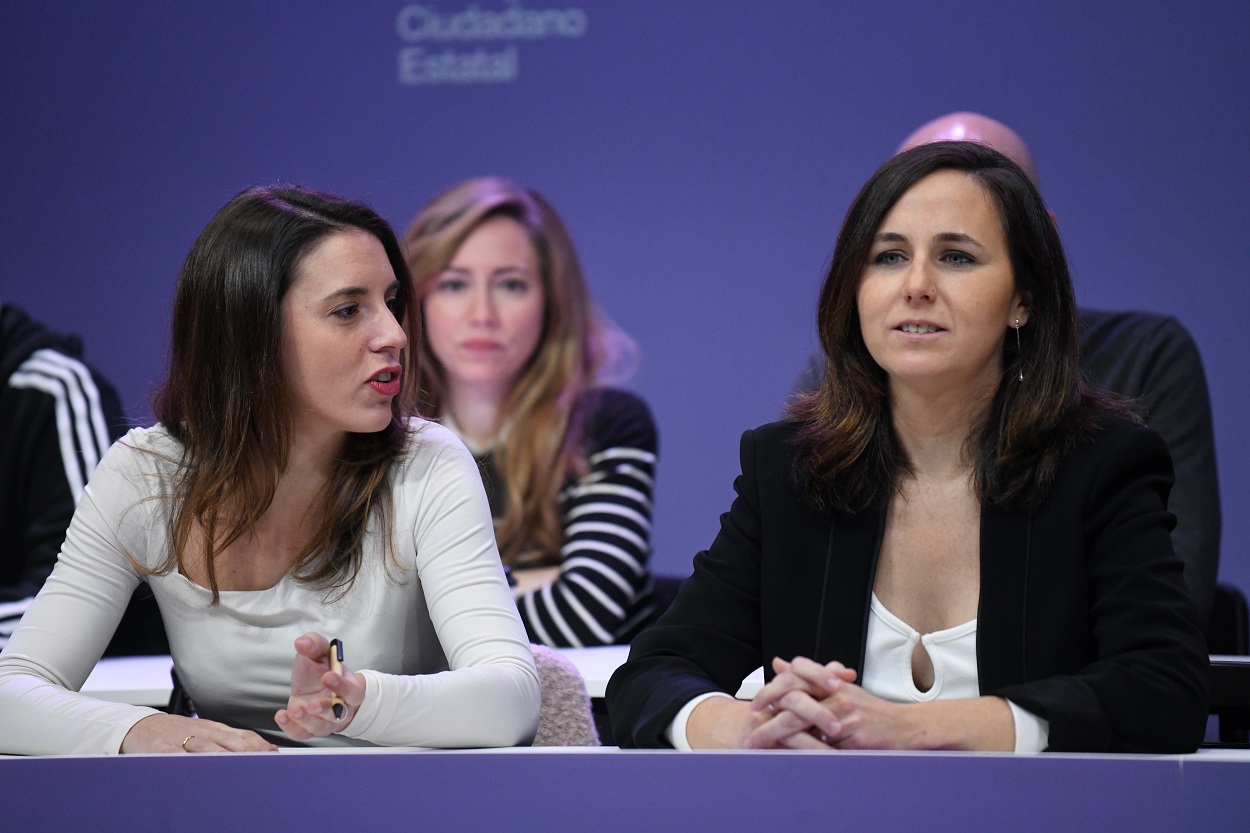 Irene Montero e Ione Belarra, en el Consejo Ciudadano Estatal de Podemos. EP