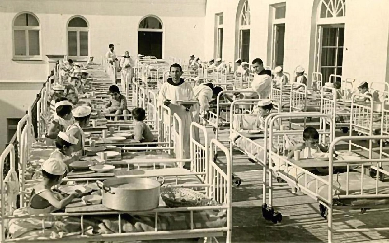 Hospital de San Juan de Dios de Sevilla en la década de los 50. Archivo del Hospital de San Juan de Dios.