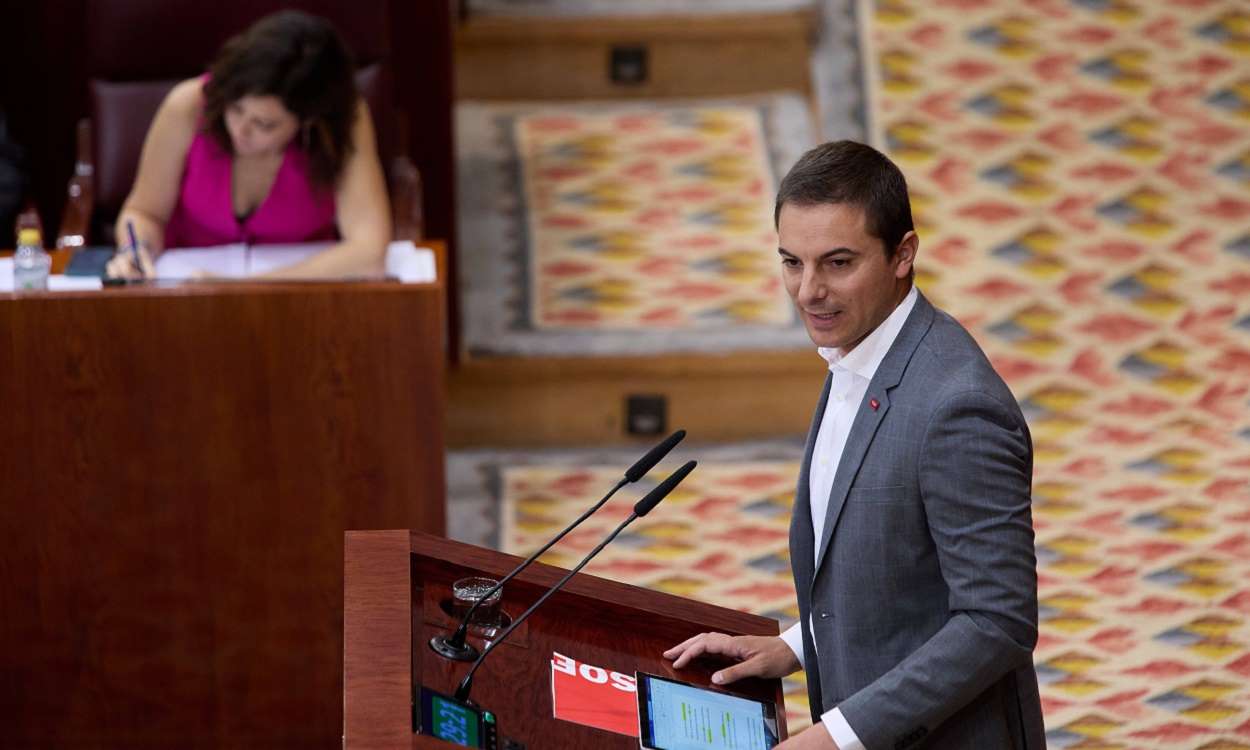 Juan Lobato, secretario general del PSOE M, e Isabel Díaz Ayuso. EP