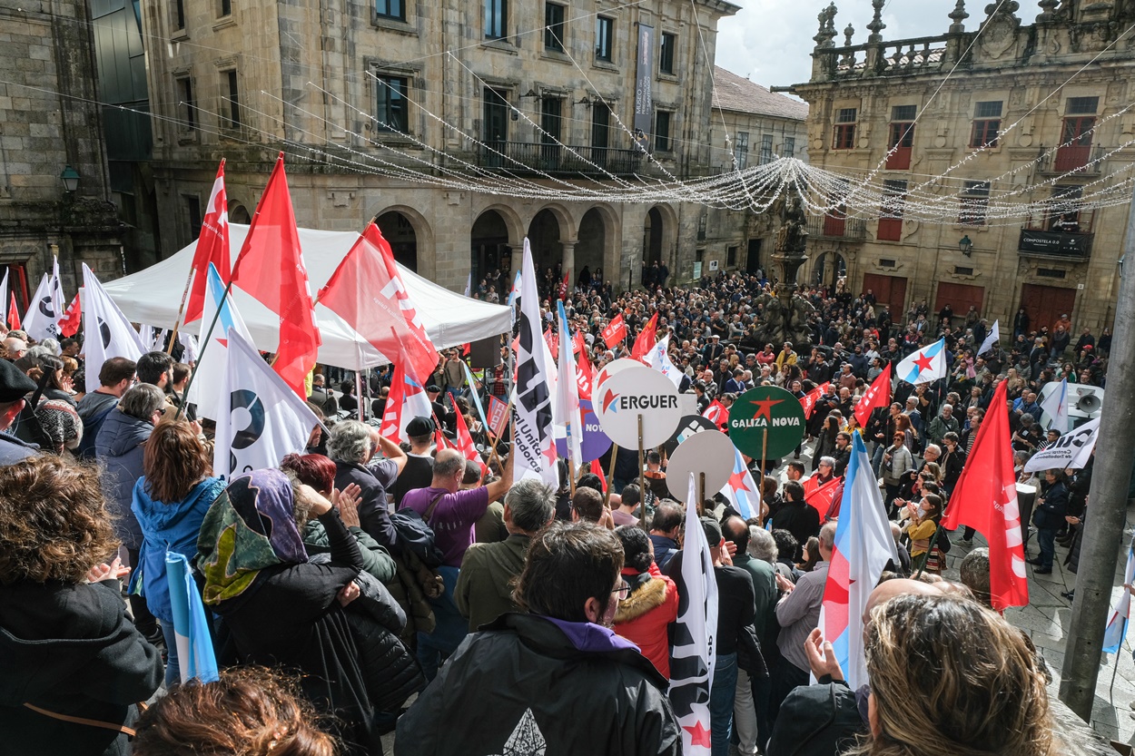 Imagen de la protesta del pasado mes de diciembre en Santiago contra la manipulación informativa de la radio y televisión públicas de Galicia (Foto: Europa Press).