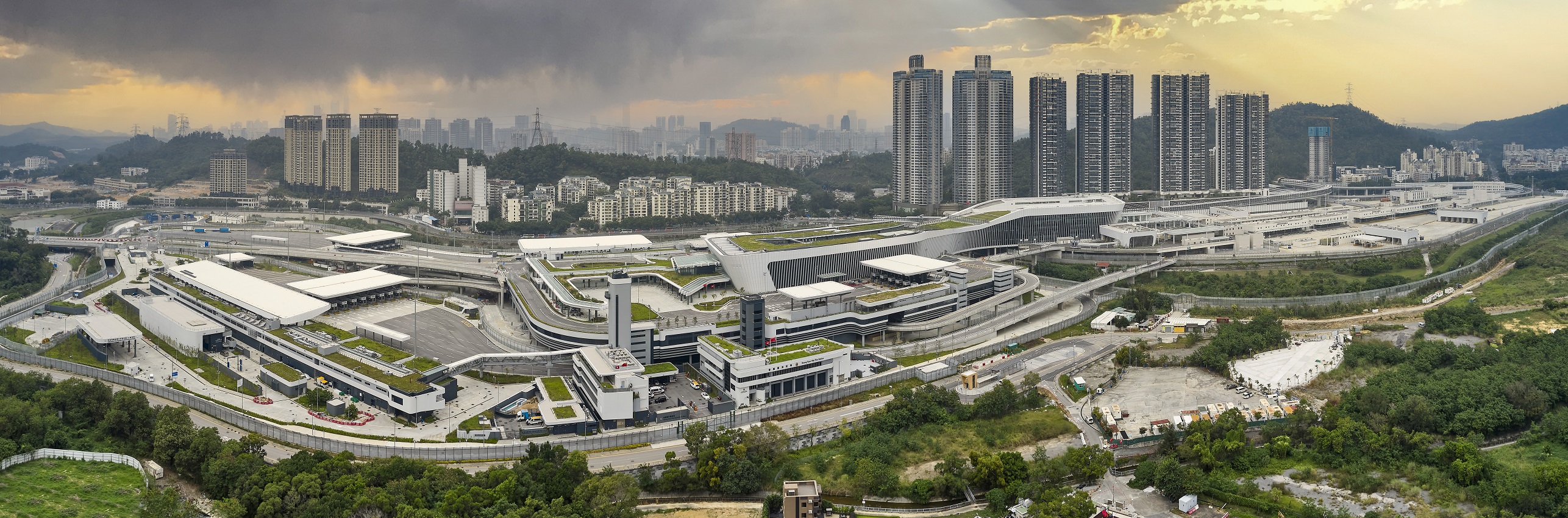 Extensión de la Terminal 1 del aeropuerto de Hong Kong. ACS