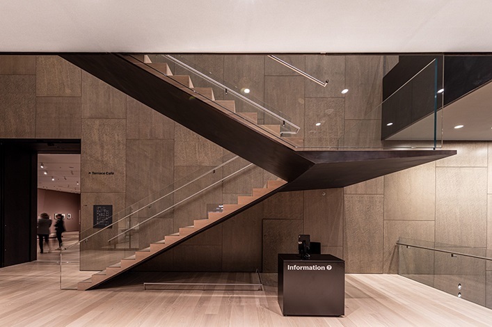 Escalera del MoMA de Nueva York. Fuente Turner (ACS) (1)
