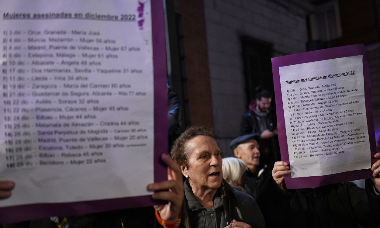Concentración en repulsa de los asesinatos machistas en Madrid a finales de diciembre 2022. EP.