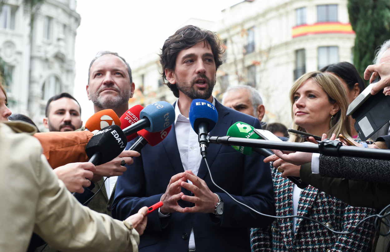 El candidato de Ciudadanos a la secretaría general del partido, Adrián Vázquez, junto a su número dos, Patricia Guasp. Europa Press.