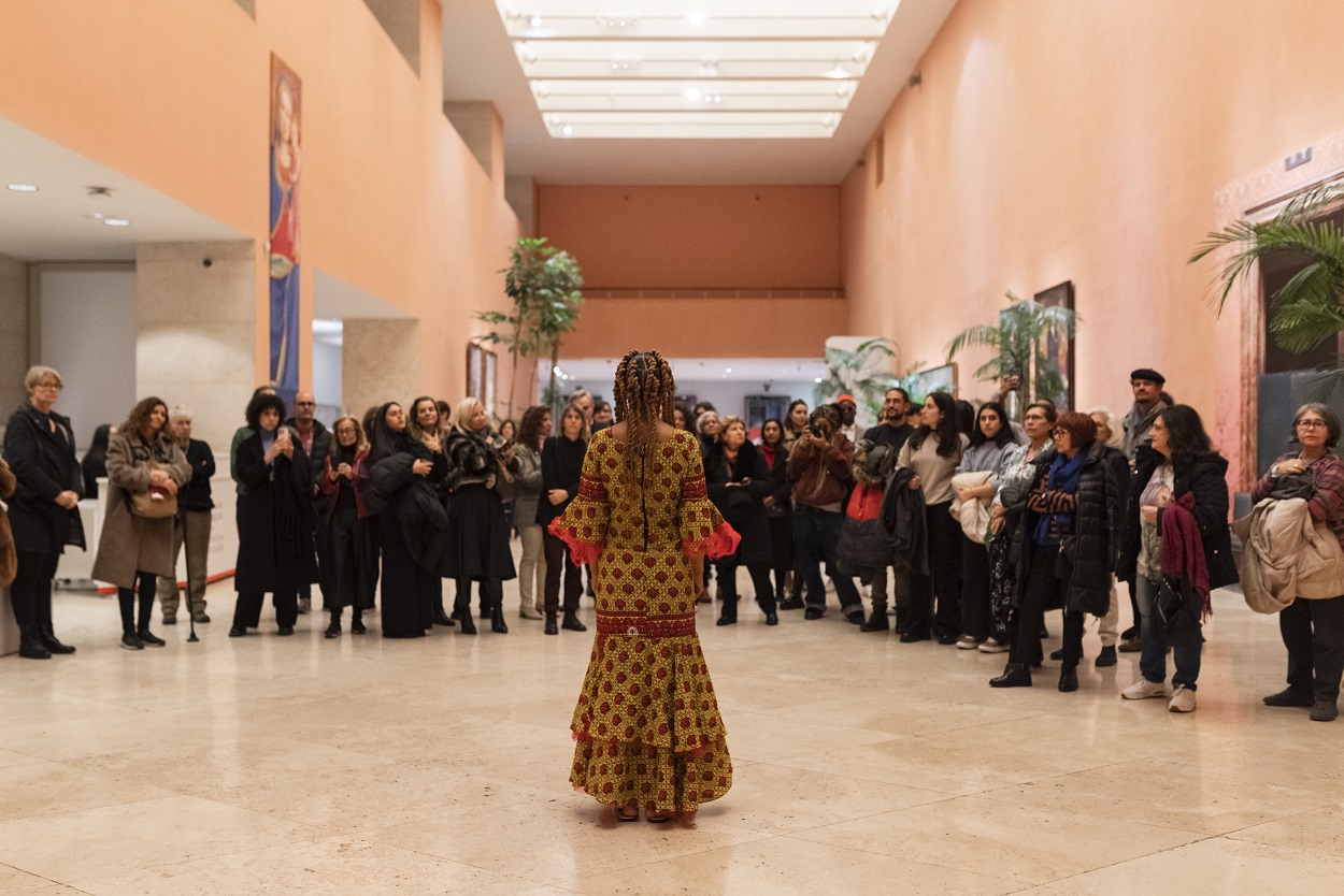 Las mujeres llenan el Museo Thyssen de performances sobre feminismo