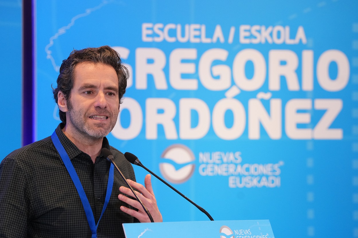 El expresidente del Partido Popular de Guipúzcoa, Borja Sémper, interviene durante la clausura de la primera edición de la Escuela Gregorio Ordóñez. EP.