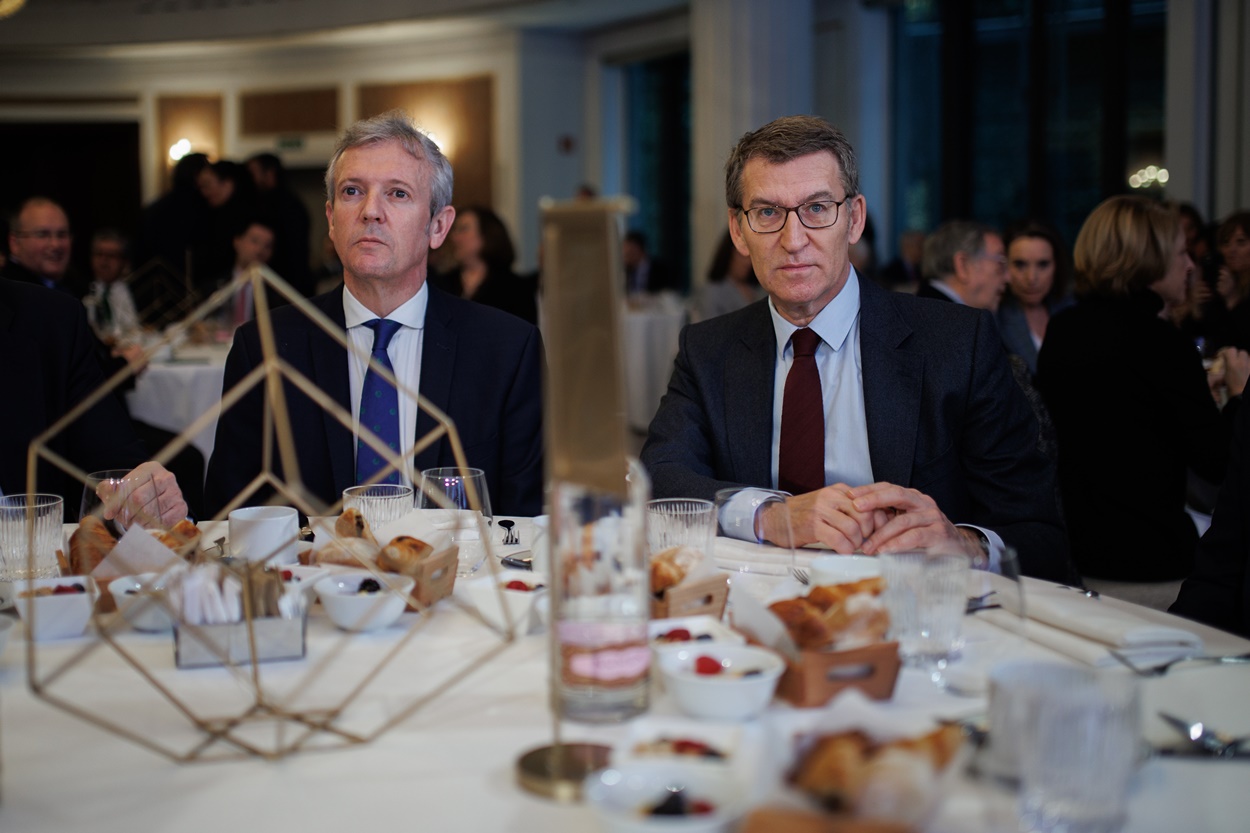 El presidente de la Xunta, Alfonso Rueda, y el líder del PP, Alberto Núñez Feijóo, hoy en Madrid (Foto: Europa Press).