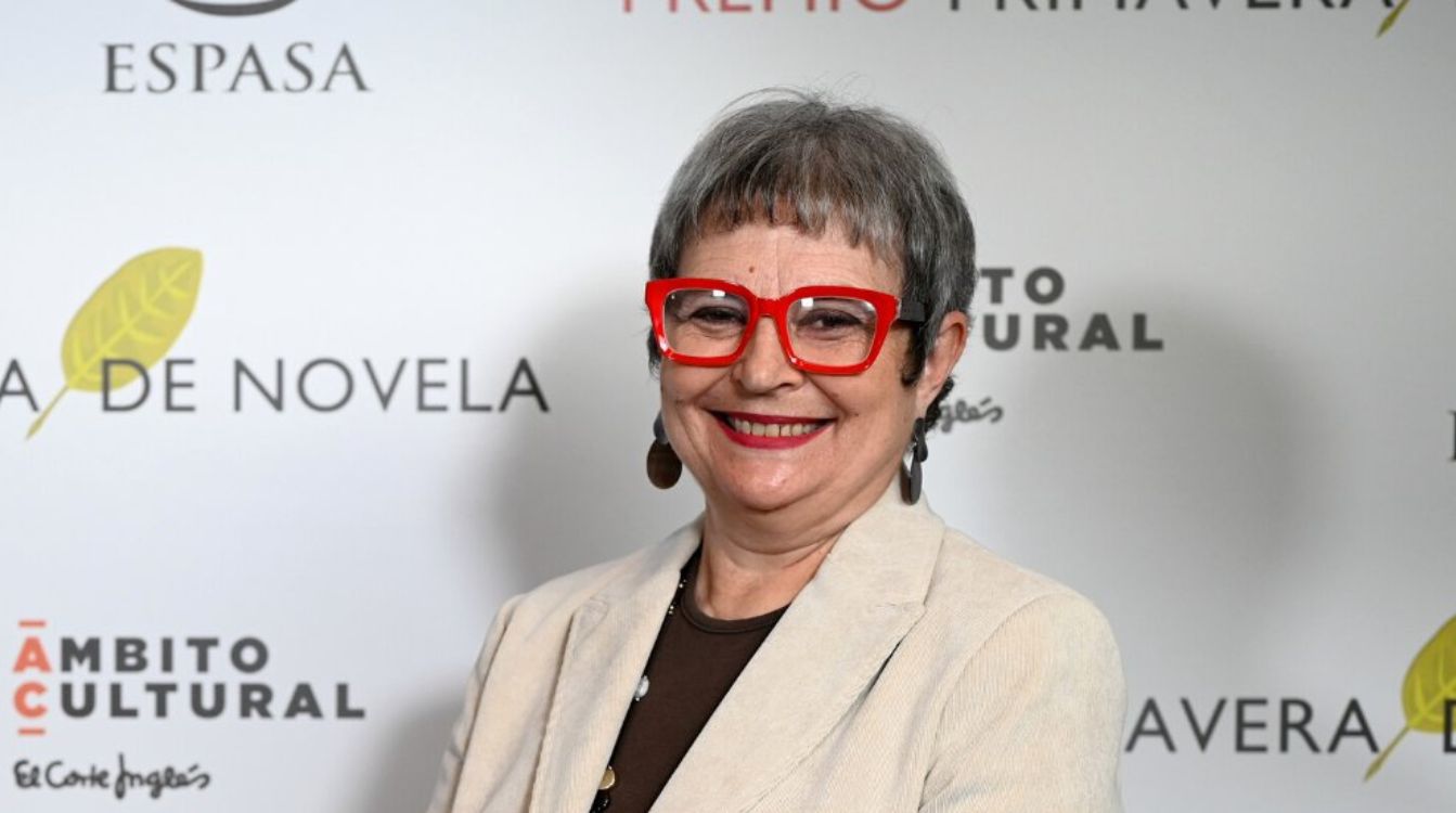 'Las brujas y el inquisidor', de Elvira Roca Barea, ha ganado el premio Primavera de Novela