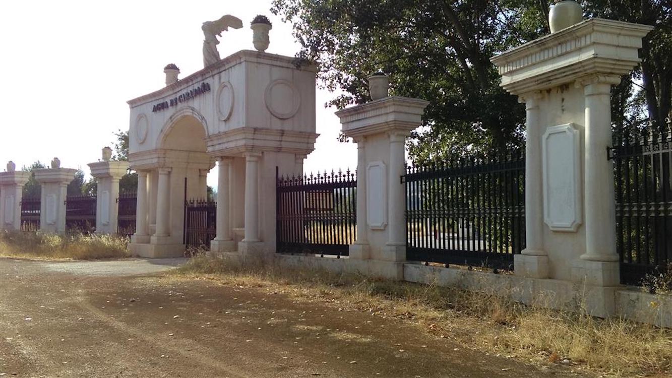 Entrada aguas de carabaña