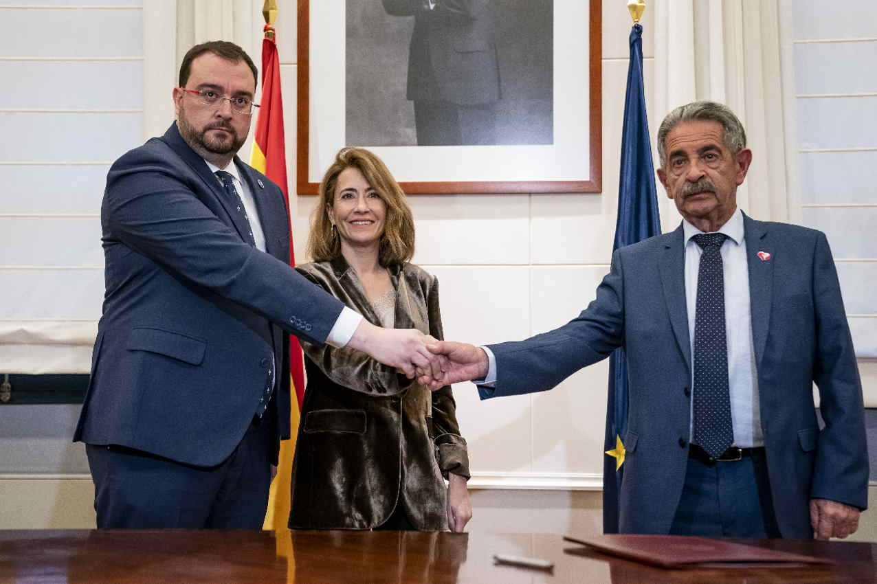 La ministra de Transportes, Movilidad y Agenda Urbana, Raquel Sánchez, se reúne con el presidente del Principado de Asturias, Adrián Barbón, y con el presidente de Cantabria, Miguel Ángel Revilla