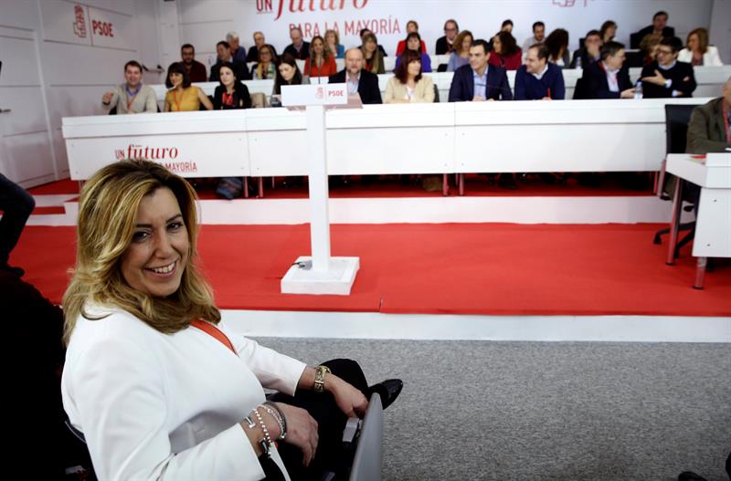 Susana Díaz entra 'en guerra' directa con Pablo Iglesias al que acusa de "hacer el juego al PP"