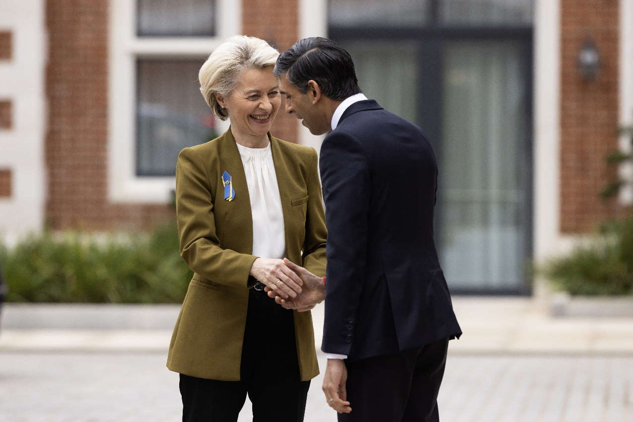 La presidenta de la Comisión Europea, Úrsula von der Leyen, y el primer ministro británico, Rishi Sunak. EP.