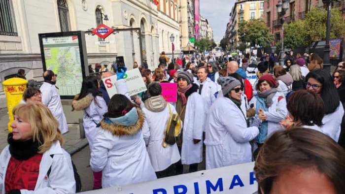 La Atención Primaria y la Hospitalaria en las calles de Madrid