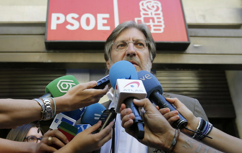 José Antonio Pérez Tapias, en la sede del PSOE en Ferraz