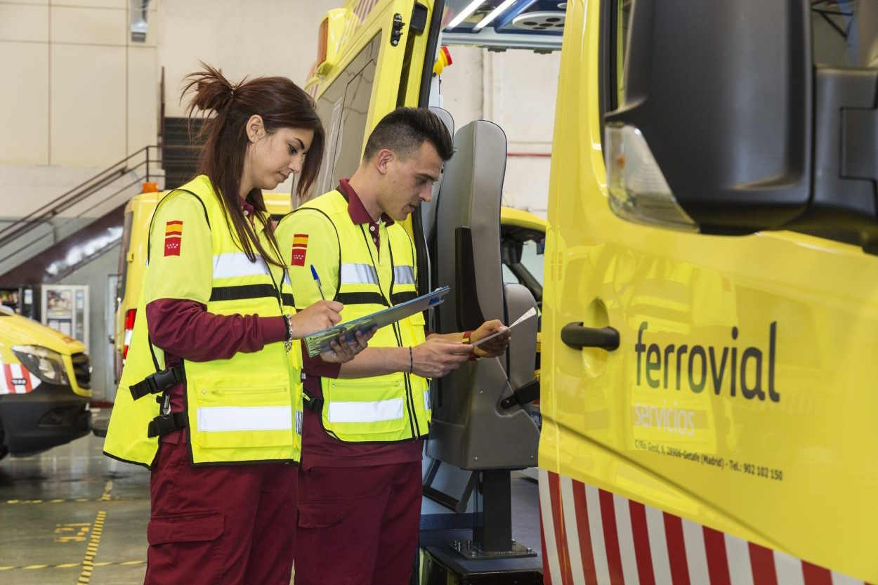 Dos trabajadores de Ferrovial. EP