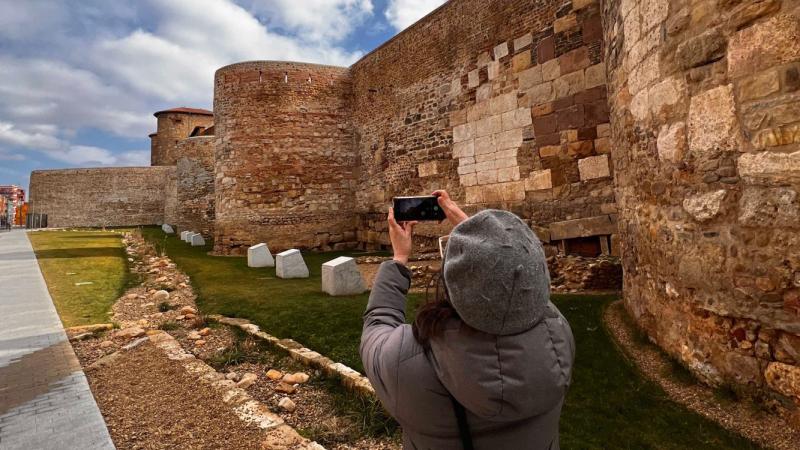 La antigua muralla se ha restaurado en el tramo de la Era del Moro durante el mandato de José Antonio Diez