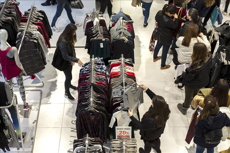 La patronal textil prevé un 5% más de venta en las rebajas de enero