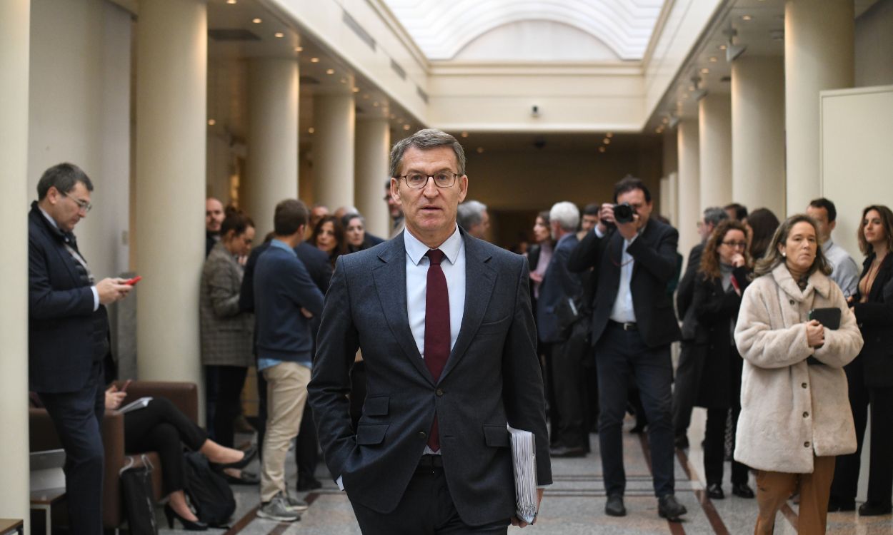 El líder del Partido Popular, Alberto Núñez Feijóo, durante una sesión de control al Gobierno en el Senado, a 7 de marzo de 2023, en Madrid (España). EP