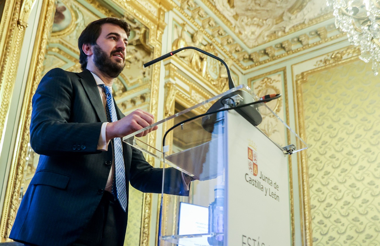 Juan García Gallardo durante el acto de presentación en Madrid de la Semana Santa de Castilla y León