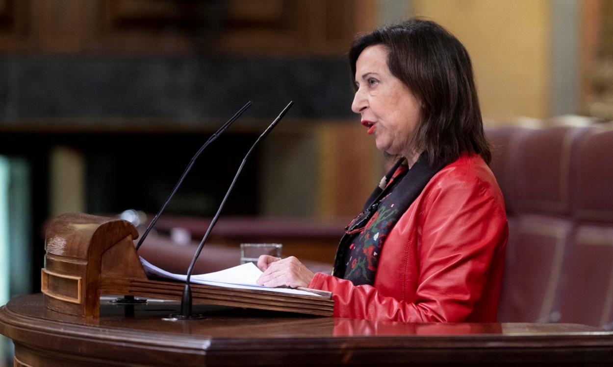 La ministra de Defensa, Margarita Robles, en el Congreso. EP