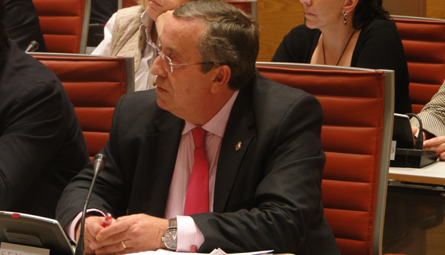 El popular Antonio Galván en el Senado El popular Antonio Galván en el Senado