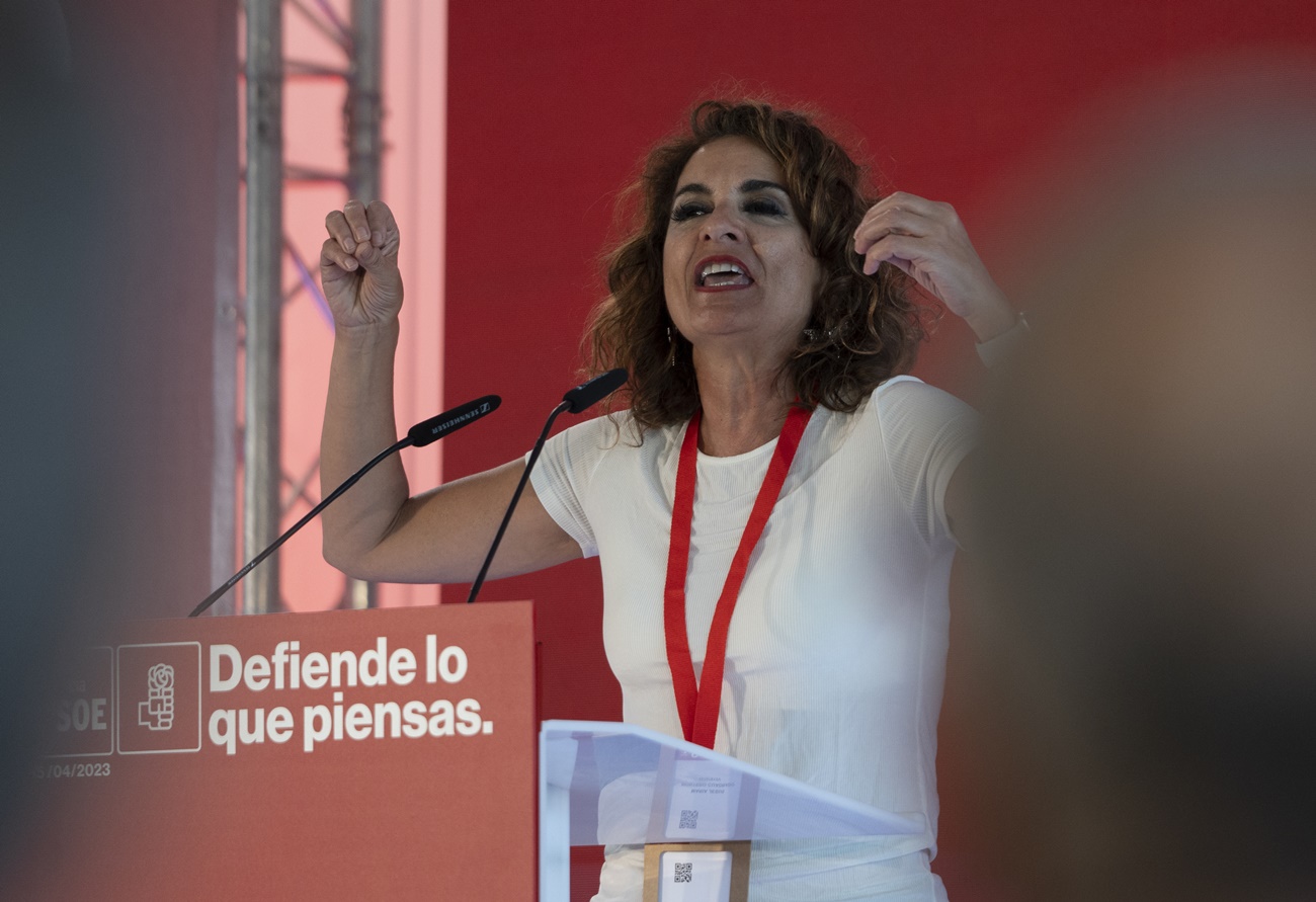 La ministra de Hacienda y vicesecretaria general del PSOE, María Jesús Montero, deja claro en la Conferencia Municipal de PSOE que Doñana no se vende. 