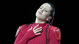 La cantante Rosalía durante su concierto en el Barakaldo Bizkaia Arena Bec, País Vasco. EP