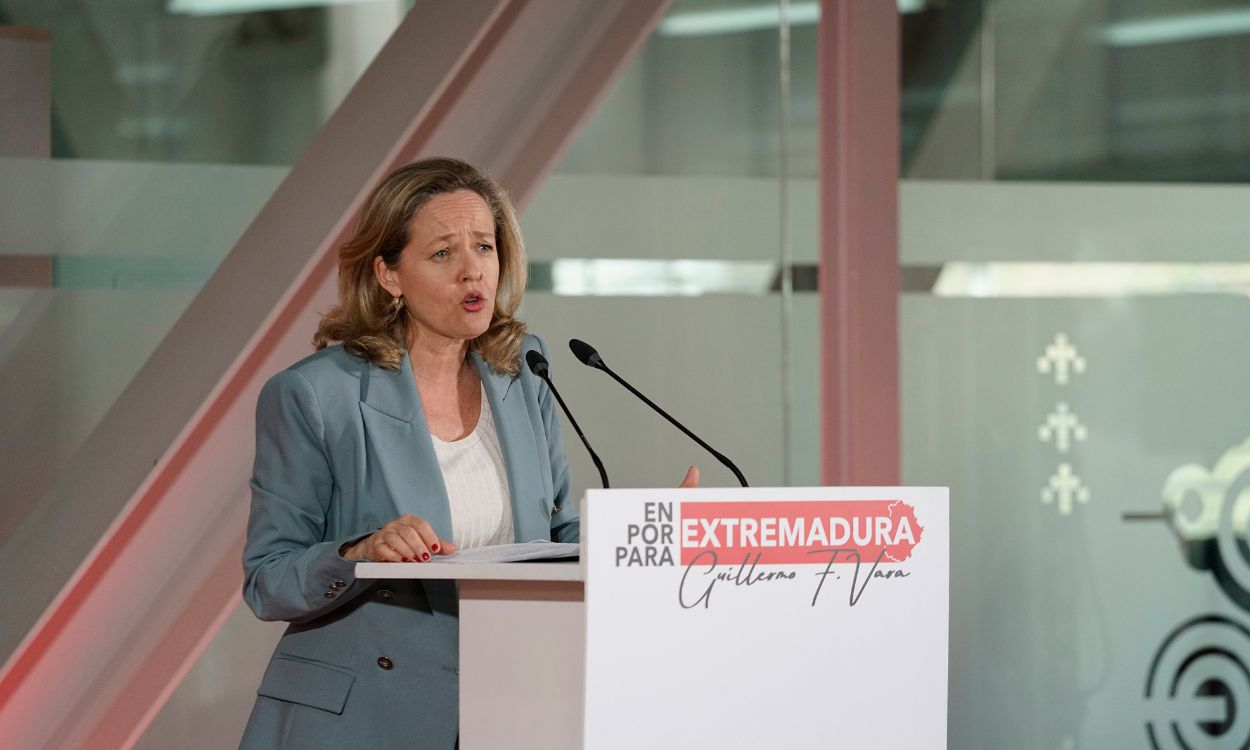 La vicepresidenta primera del Gobierno central, Nadia Calviño, en un acto del PSOE en Cáceres (Extremadura). EP.