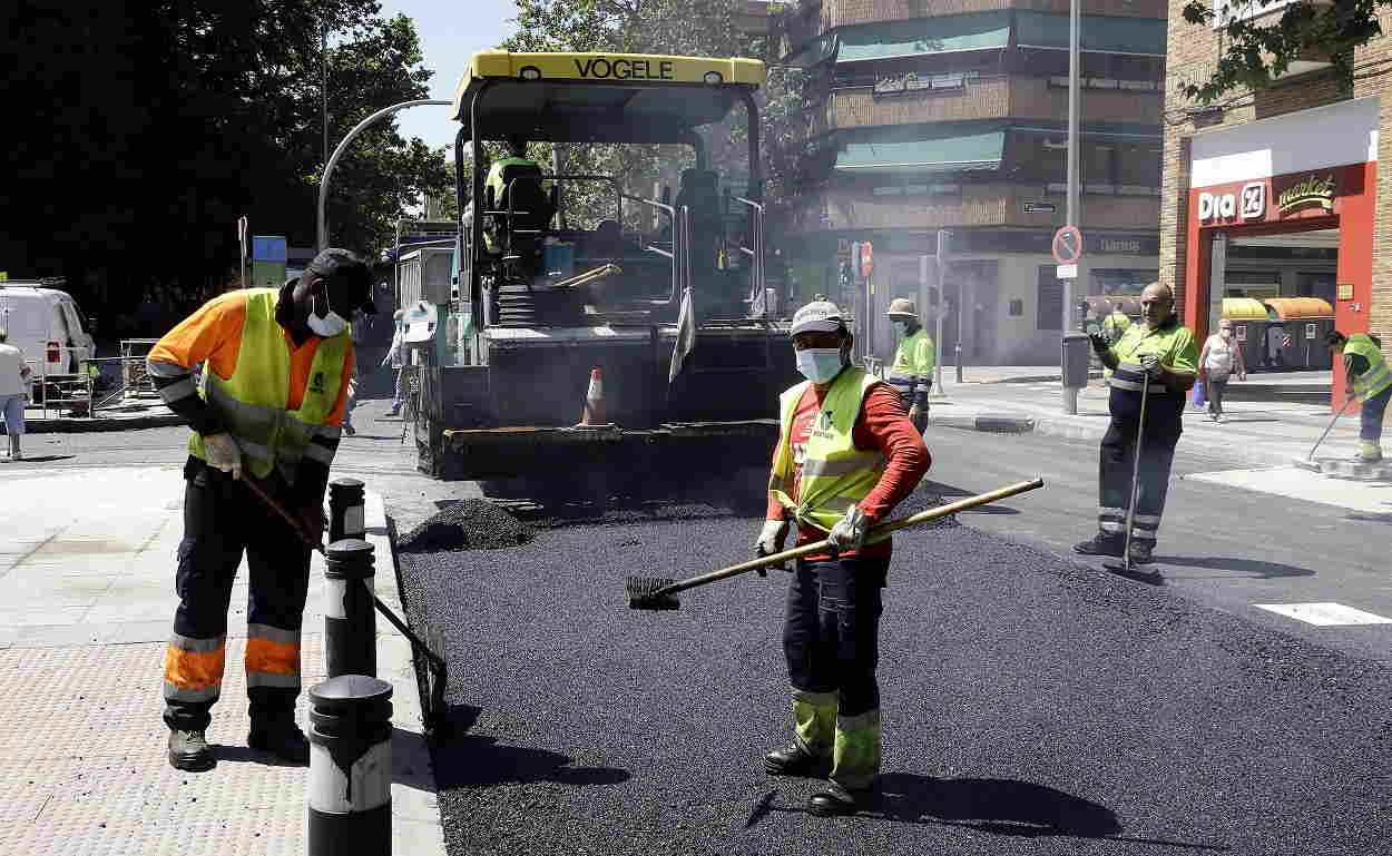 El material de las calles de Madrid y la falta de vegetación supone un problema ante los episodios de calor