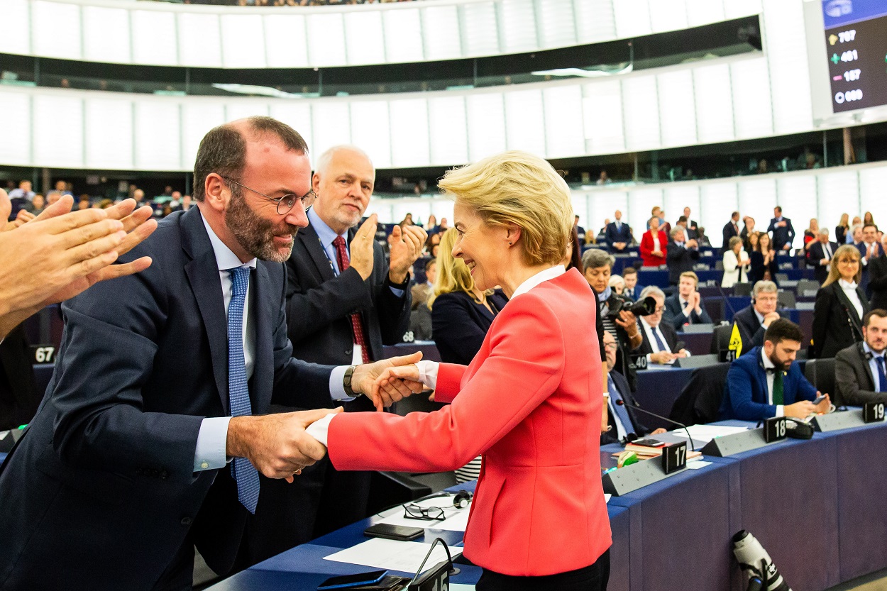 Manfred Weber y Ursula von der Leyen en el Parlamento Europeo, Estrasburgo. EP