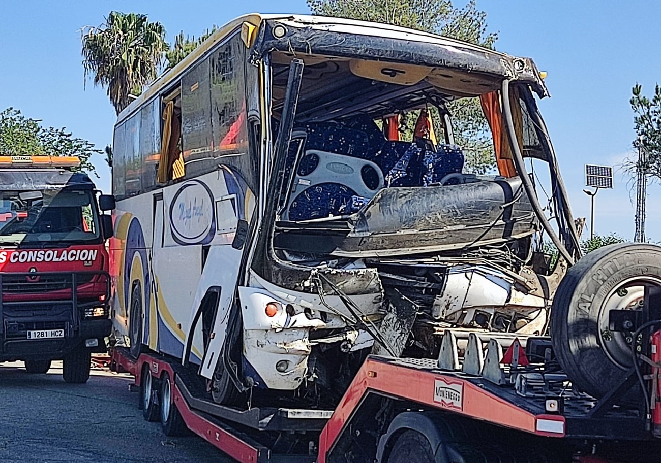 Autobus siniestrado en Almonte