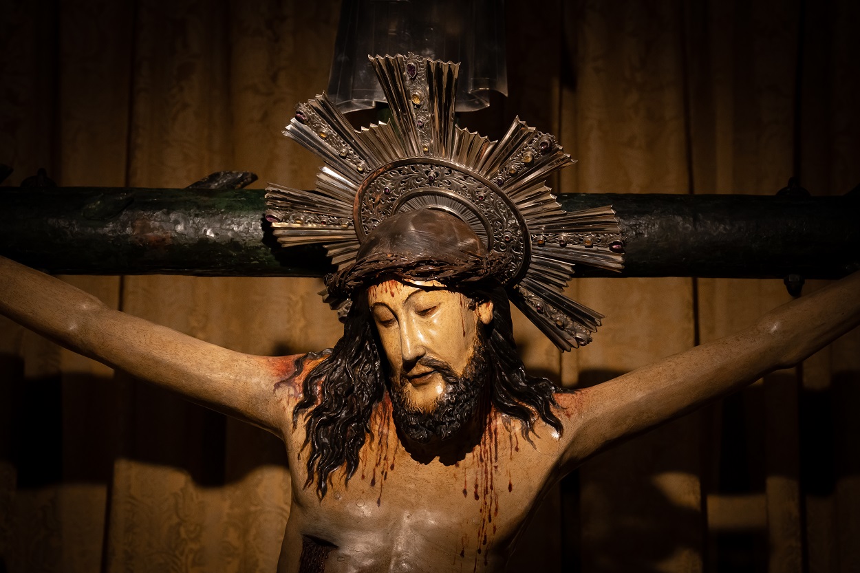 La Catedral de Barcelona presenta la restauración del Cristo de Lepanto. EP