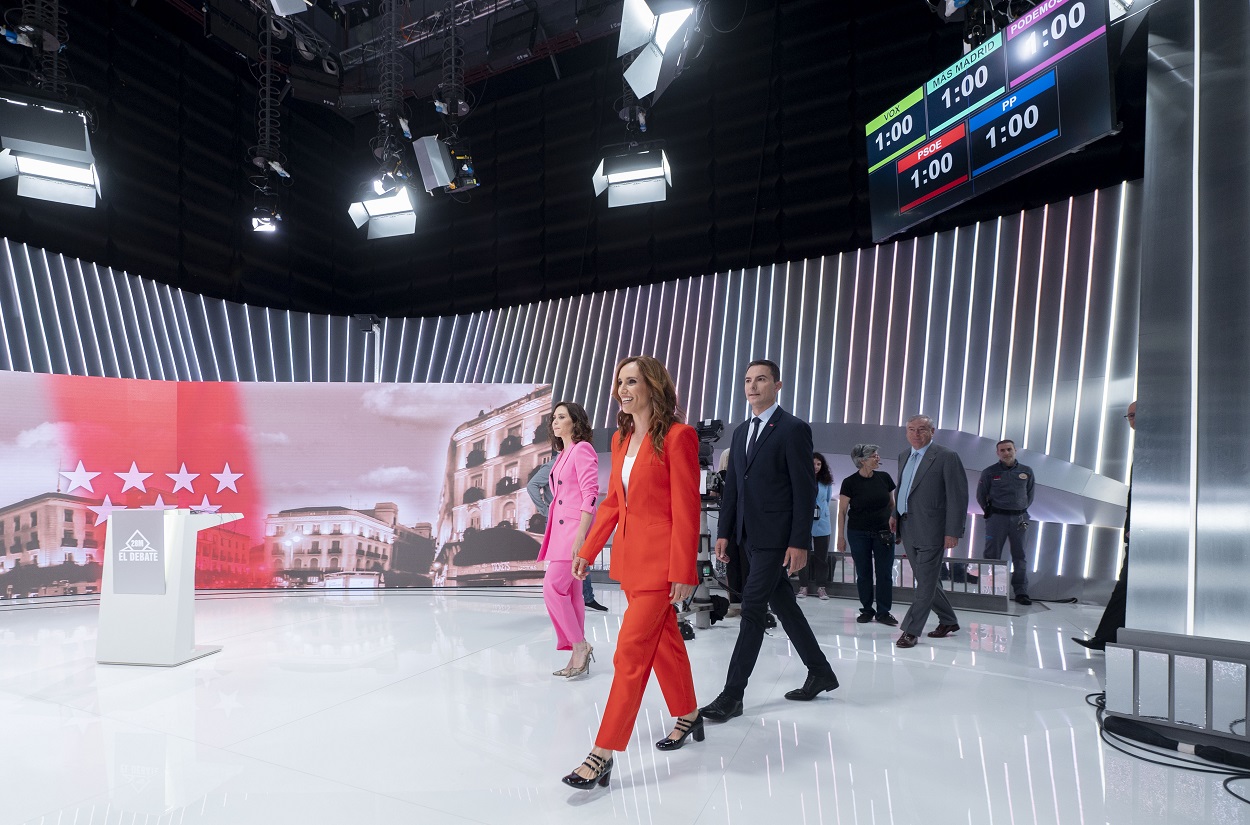 Los candidatos entrando al plató de Telemadrid para la celebración del debate. Europa Press