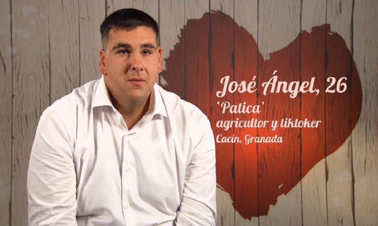 El tiktoker conocido como Patica, en First Dates. Cuatro