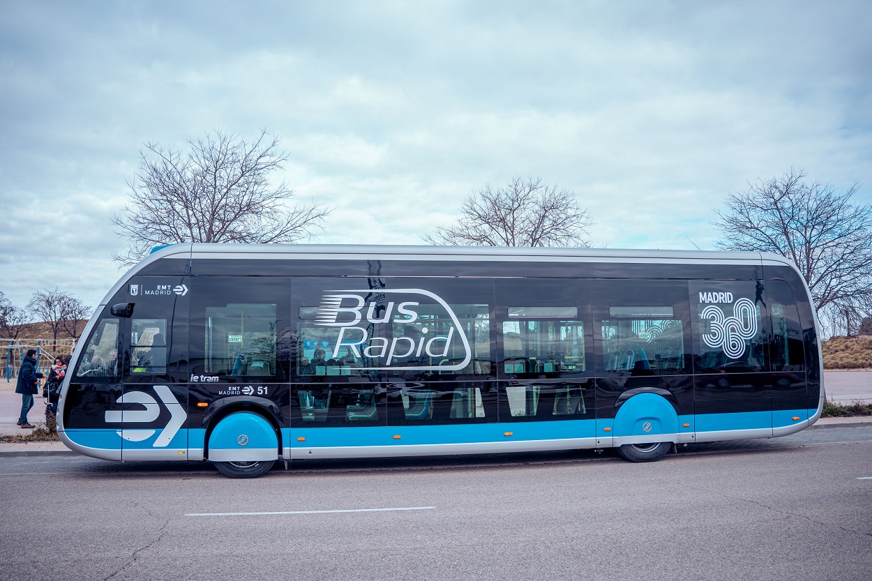 Vista del autobús Bus Rapid, a 7 de febrero de 2023, en Madrid (España). EP.