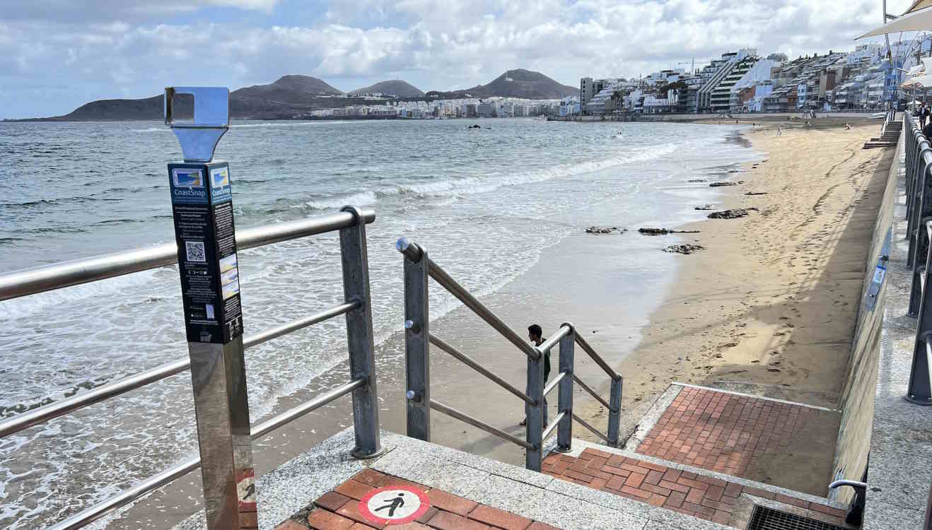 Playa de las Canteras en Las Palmas de Gran Canaria. EP