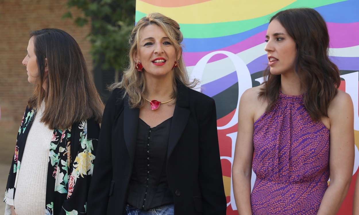 La líder de Sumar, Yolanda Díaz, junto a las dirigentes de Unidas Podemos, Ione Belarra e Irene Montero. EP