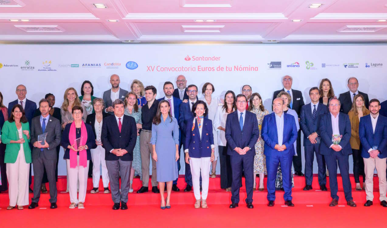 Ana Botín y la reina Letizia entregan los premios de la XV Convocatoria “Euros de tu Nómina” de Banco Santander