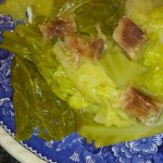 Repollo con jamón y gallina campera guisada Repollo con jamón y gallina campera guisada