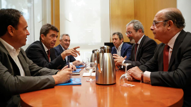 Reunión previo pacto en la Comunidad Valenciana. EP