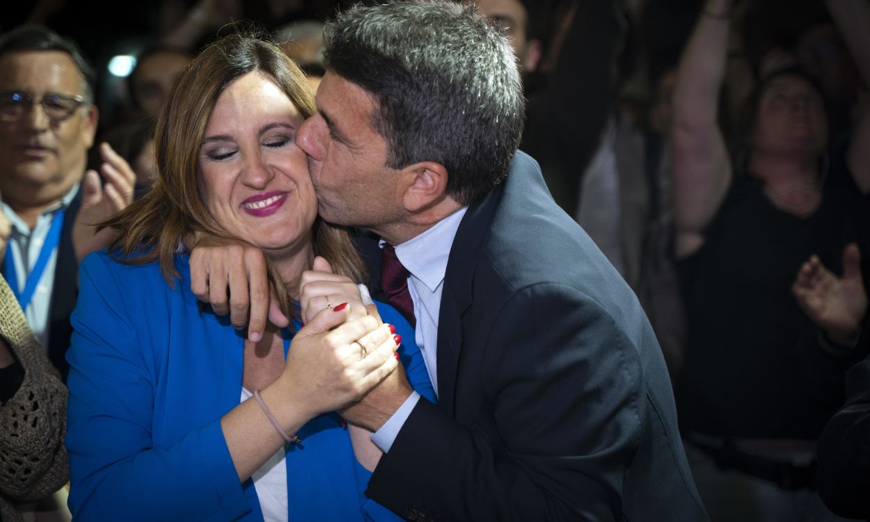 María José Catalá y Carlos Mazón celebran la victoria del PP en la Comunitat Valenciana