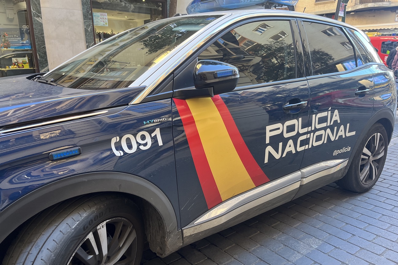 Un coche de policía nacional. Imagen de archivo