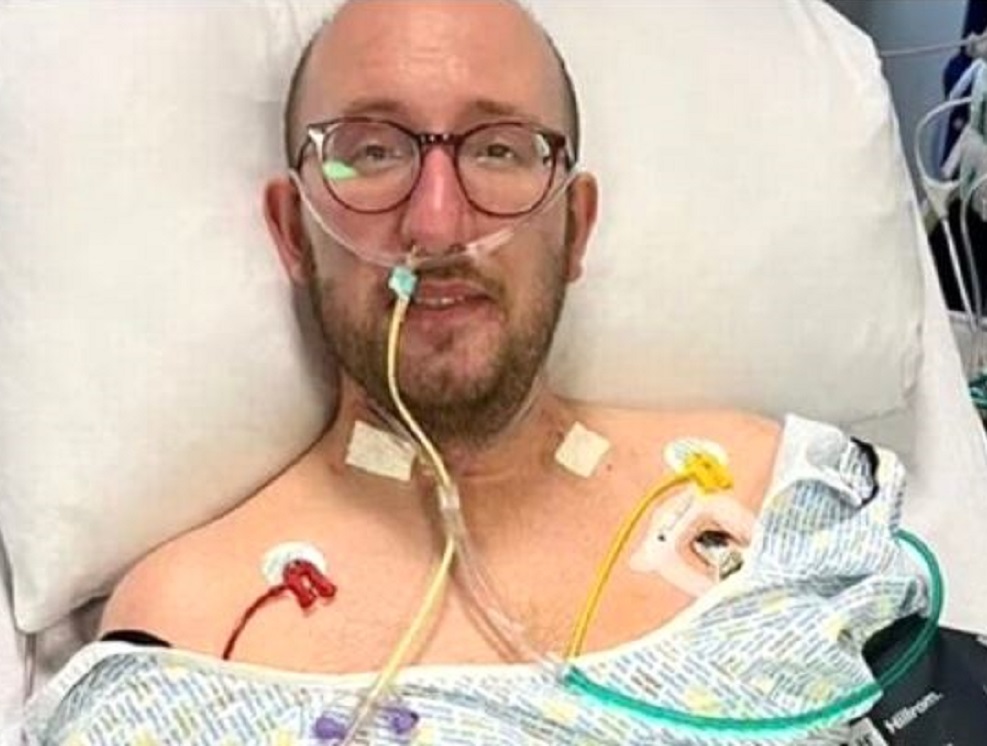 Matthew James Hicks en el Hospital Aberdeen Royal Infirmary. Daily Record