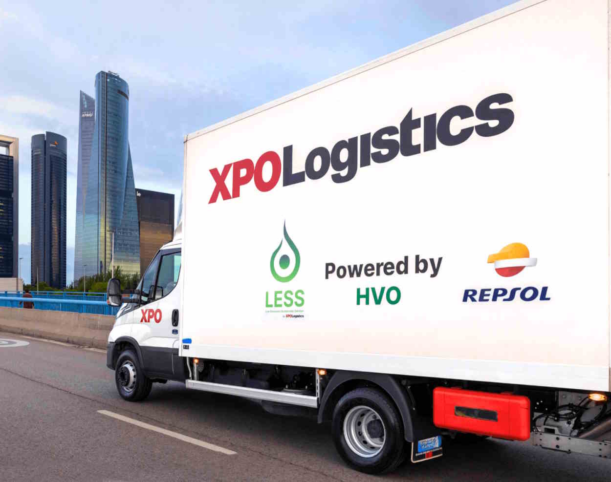 Repsol y XPO lanzan una solución sostenible de bajas emisiones
